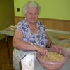 Záujmová činnosť a pracovná terapia - Oberanie jablk nabilek... 006