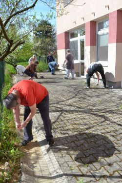 Čistenie terasy zariadenia 05/2021