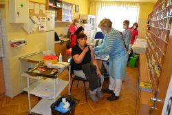 Očkovanie proti COVID-19 druhou dávkou vakcíny