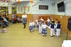 Vystúpenie detskej folklórnej skupiny Drobci
