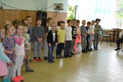 Vystúpenie detí z mš na šmidkeho ulici ku dňu matiek - rsz_dsc_0516